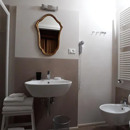 Le Di Caterina Gasthuis Lucca